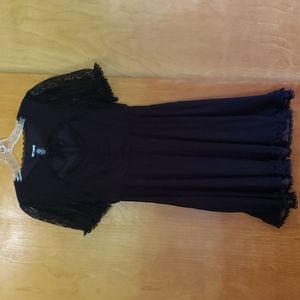 Black sweetheart lace dress from hot topic